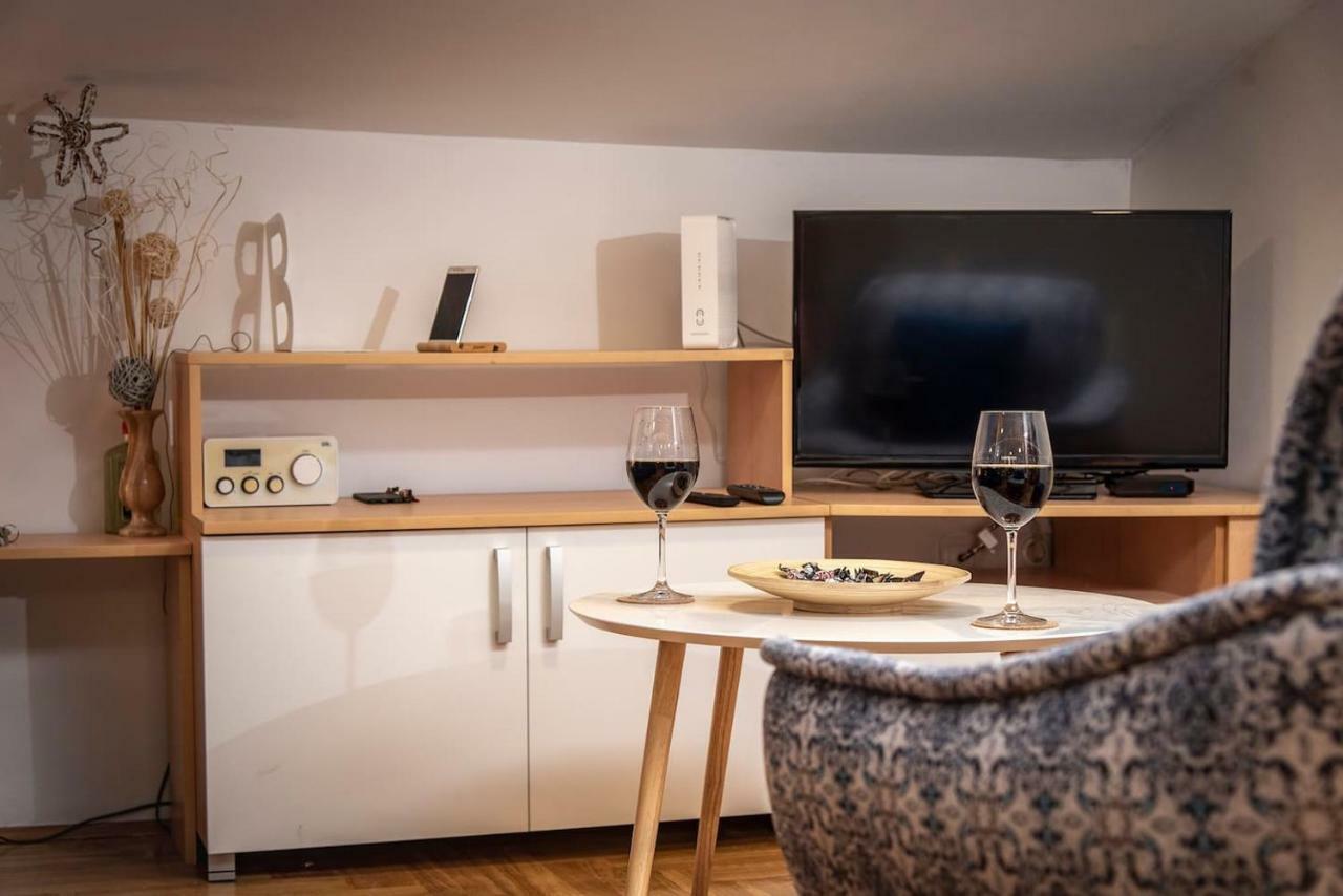 Piccolo Studio Belgrade,Crveni Krst ภายนอก รูปภาพ